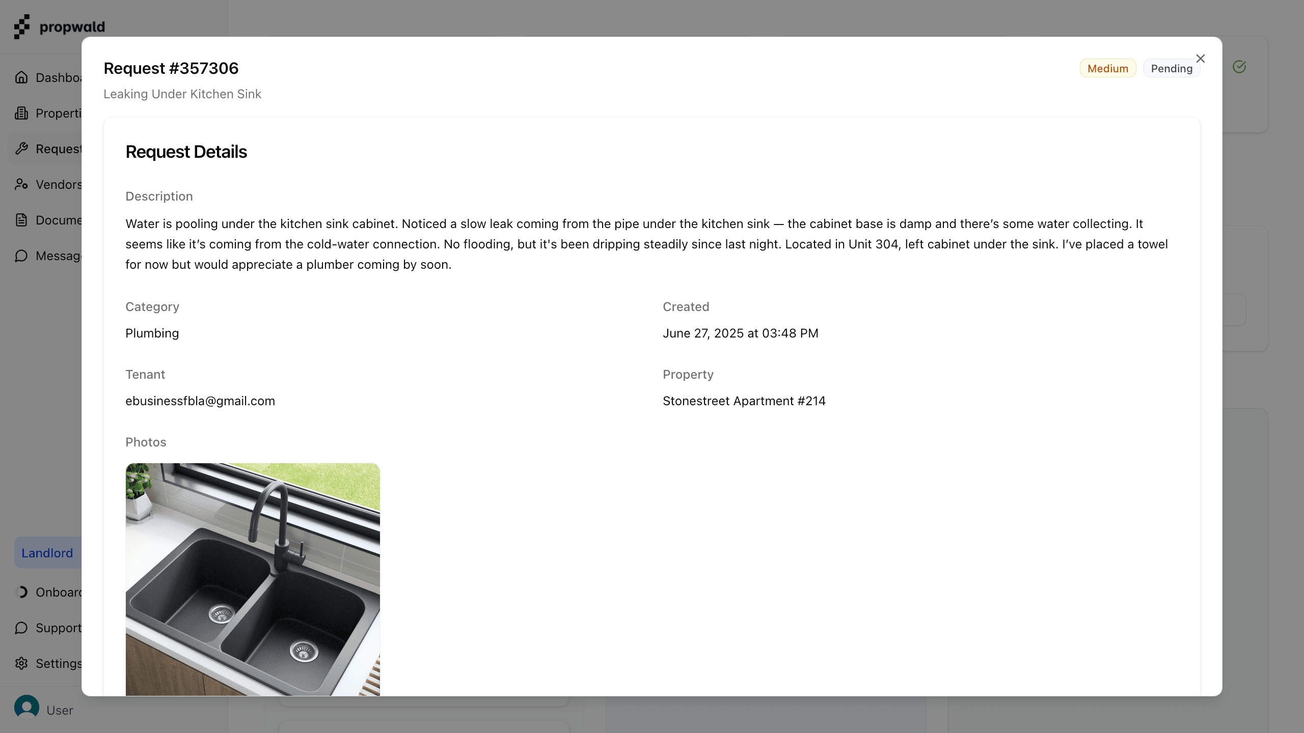 Detailed maintenance report interface